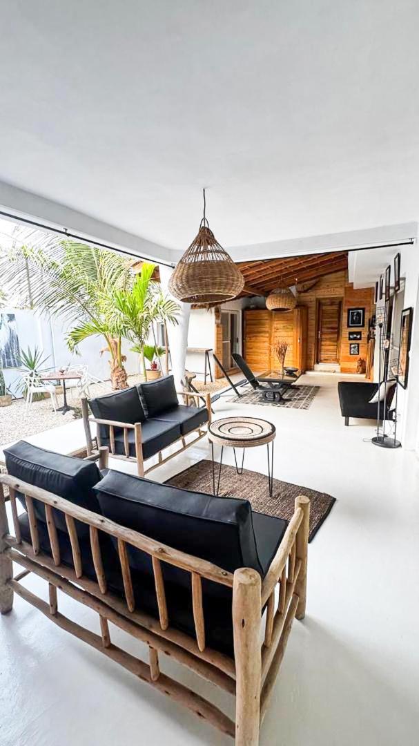 Villa Chanalu Ngaparou Luaran gambar